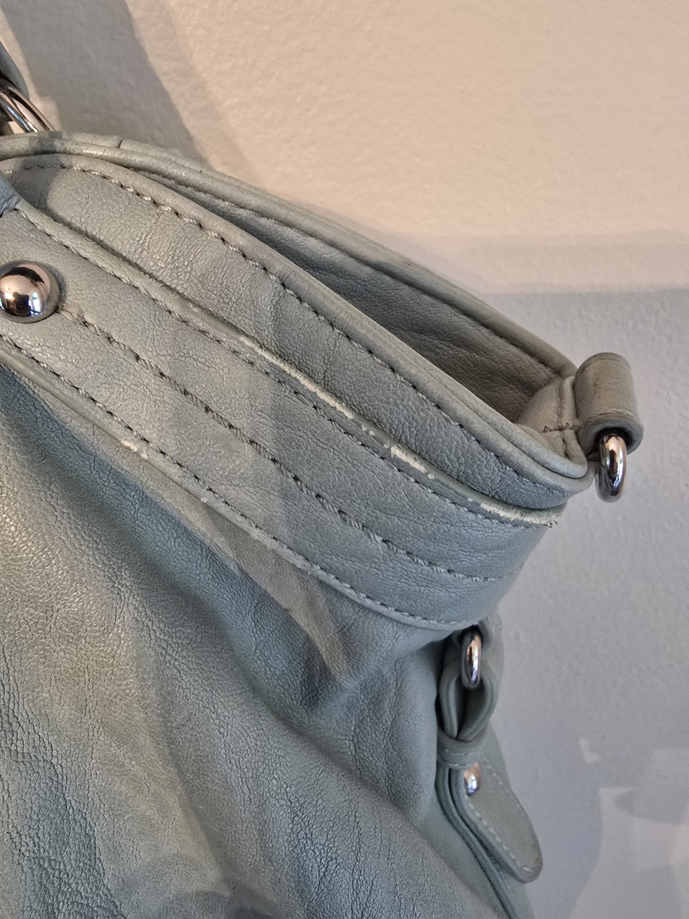 Jessica Simpson Pale Blue Shoulder Tote - Picture 4 of 4